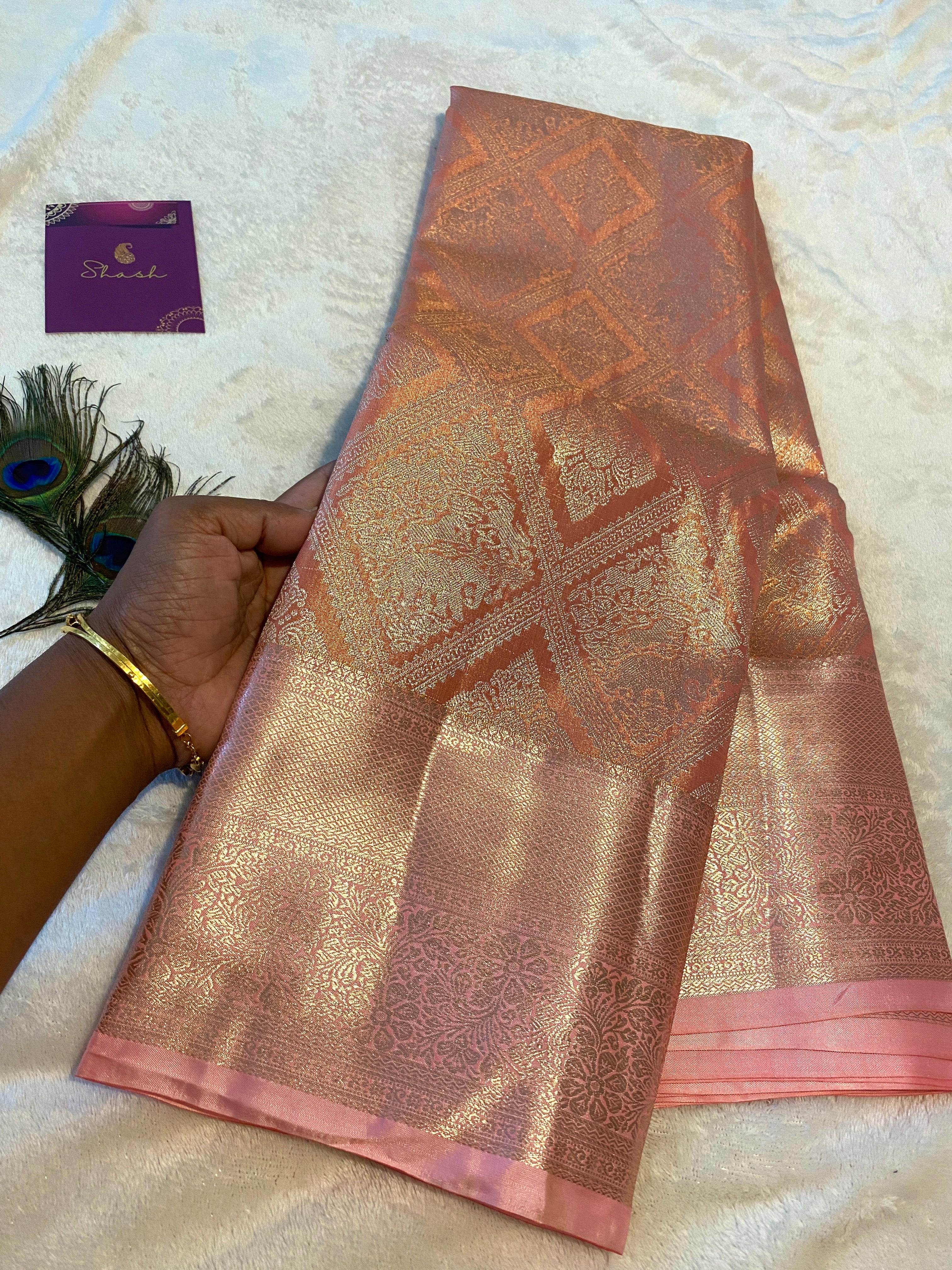 Premium Blush Pink Semi-Kanchipuram Silk Saree with Elegant Woven Motifs
