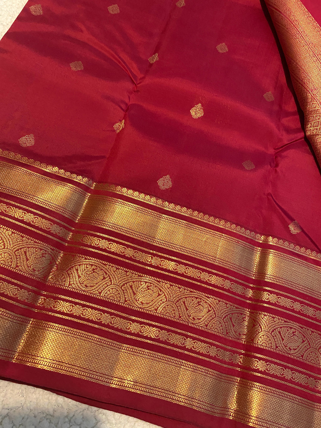 Pure Kanchipuram Silk Saree – Deep Maroon with Gold Zari | Silkmark® Certified