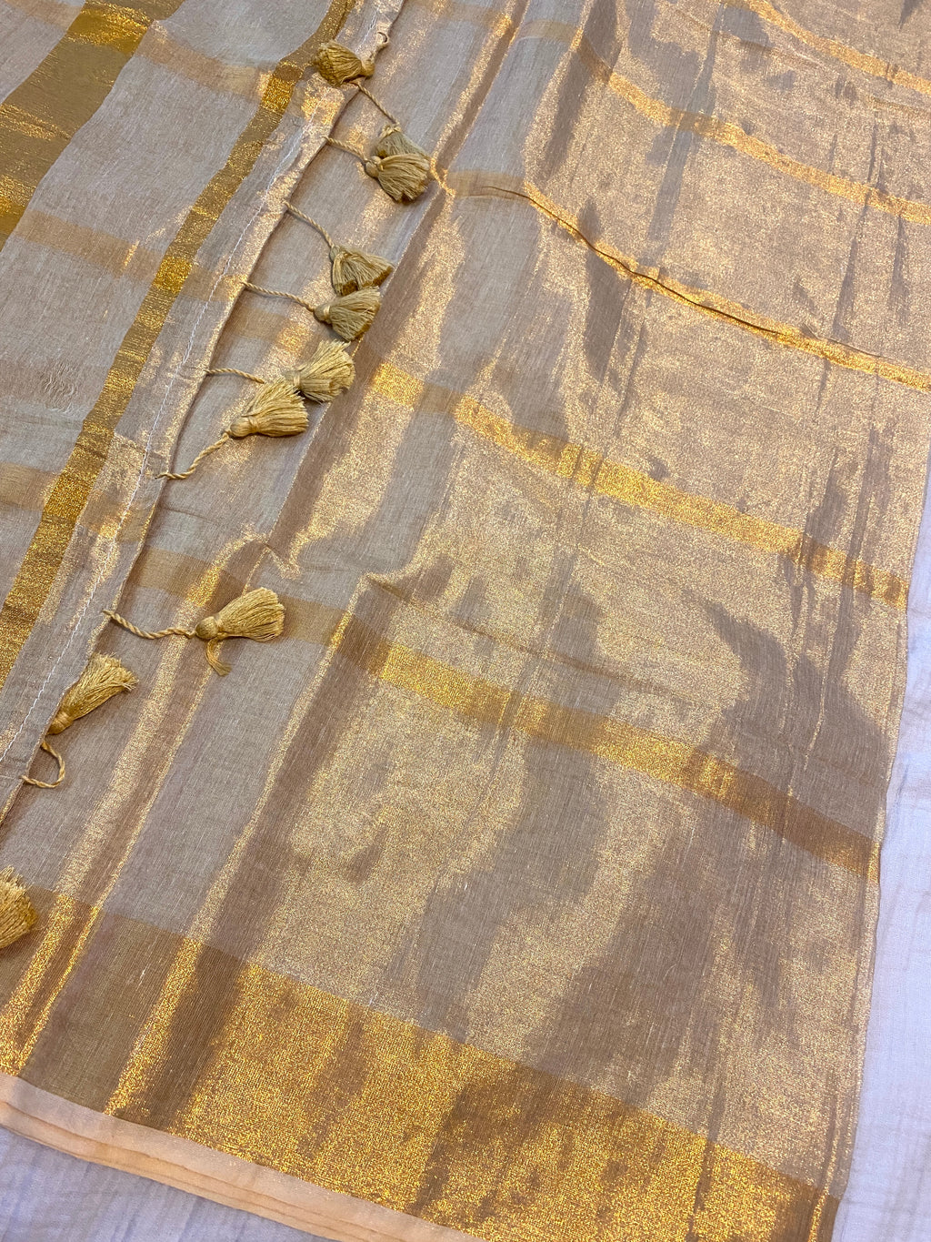 Kerala Onam Gold Khadi Tissue Saree with Running Blouse