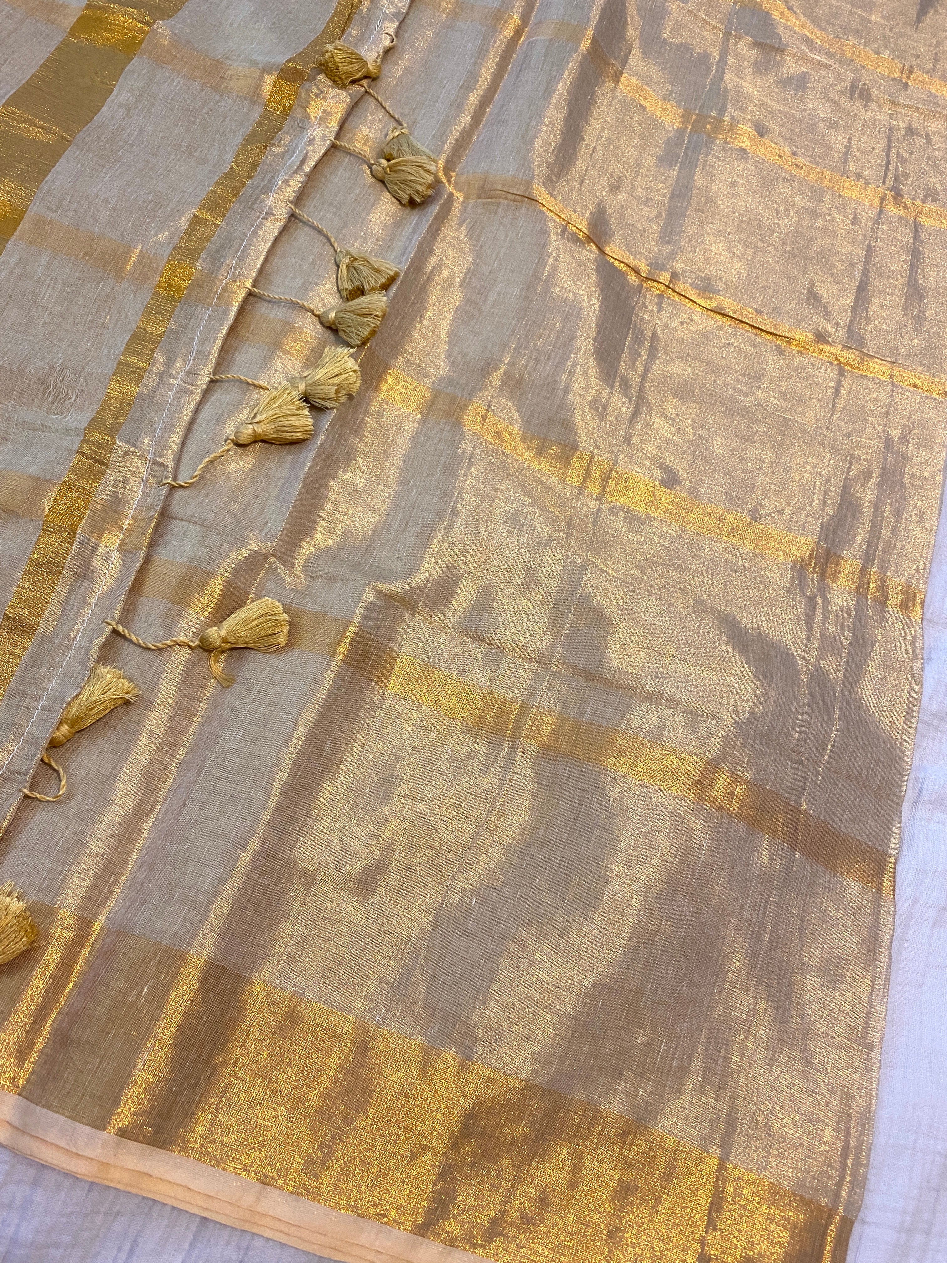 Kerala Onam Gold Khadi Tissue Saree with Running Blouse