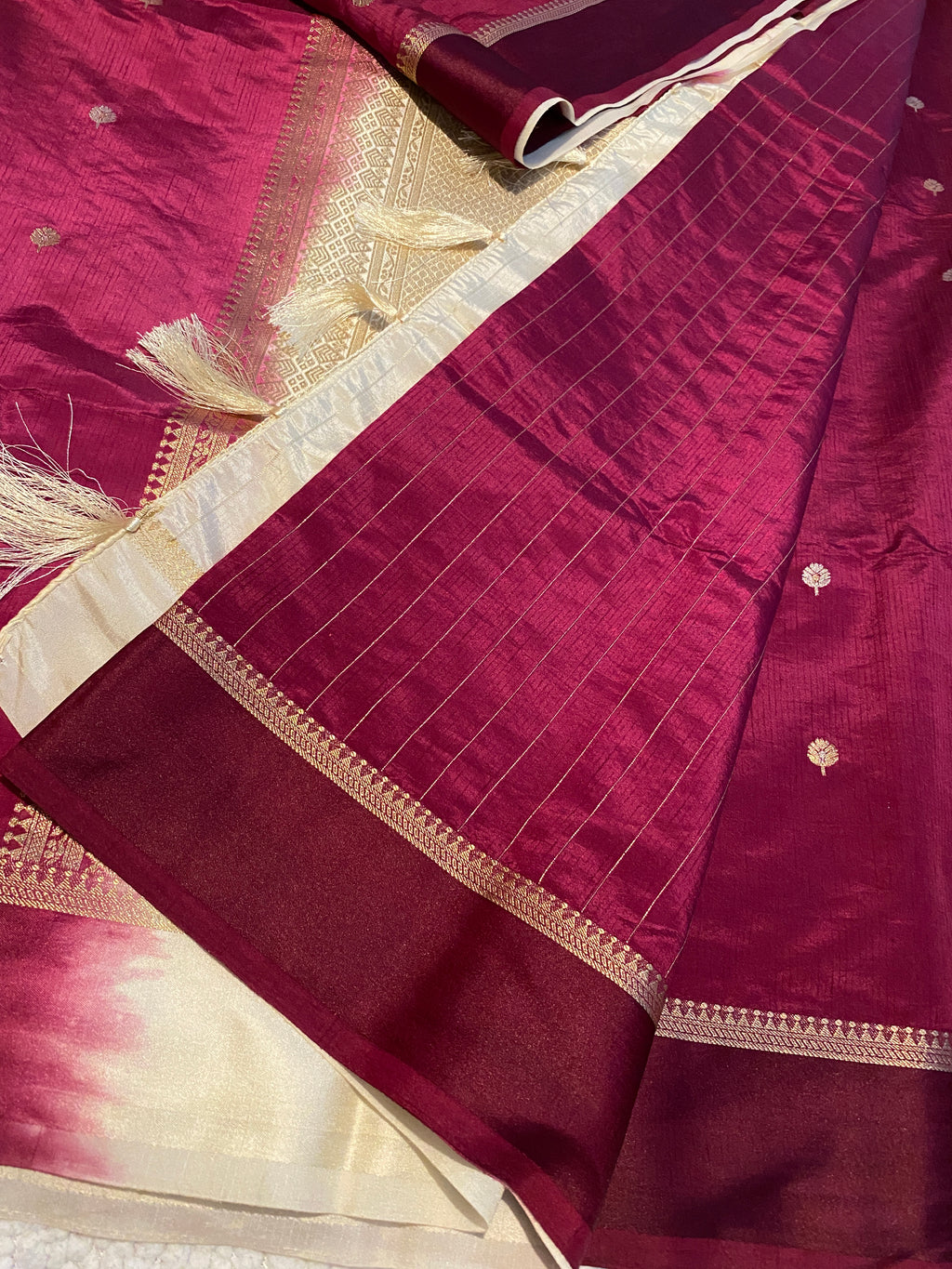 Deep Magenta Semi-Soft Silk Saree with Ivory Blouse & Pallu