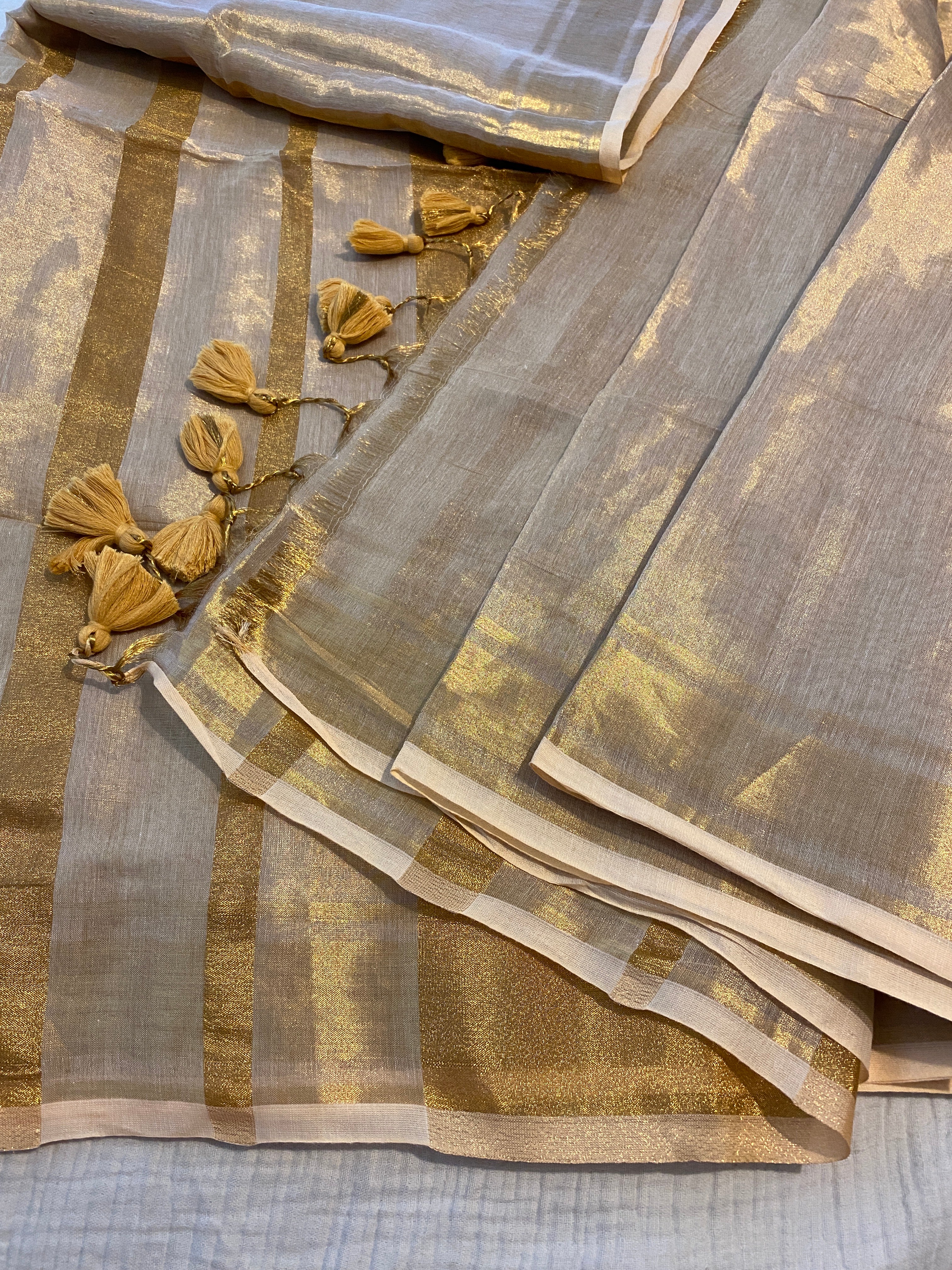 Gold Khadi Tissue Saree | Kerala Onam Saree | Plain Gold Tissue Saree