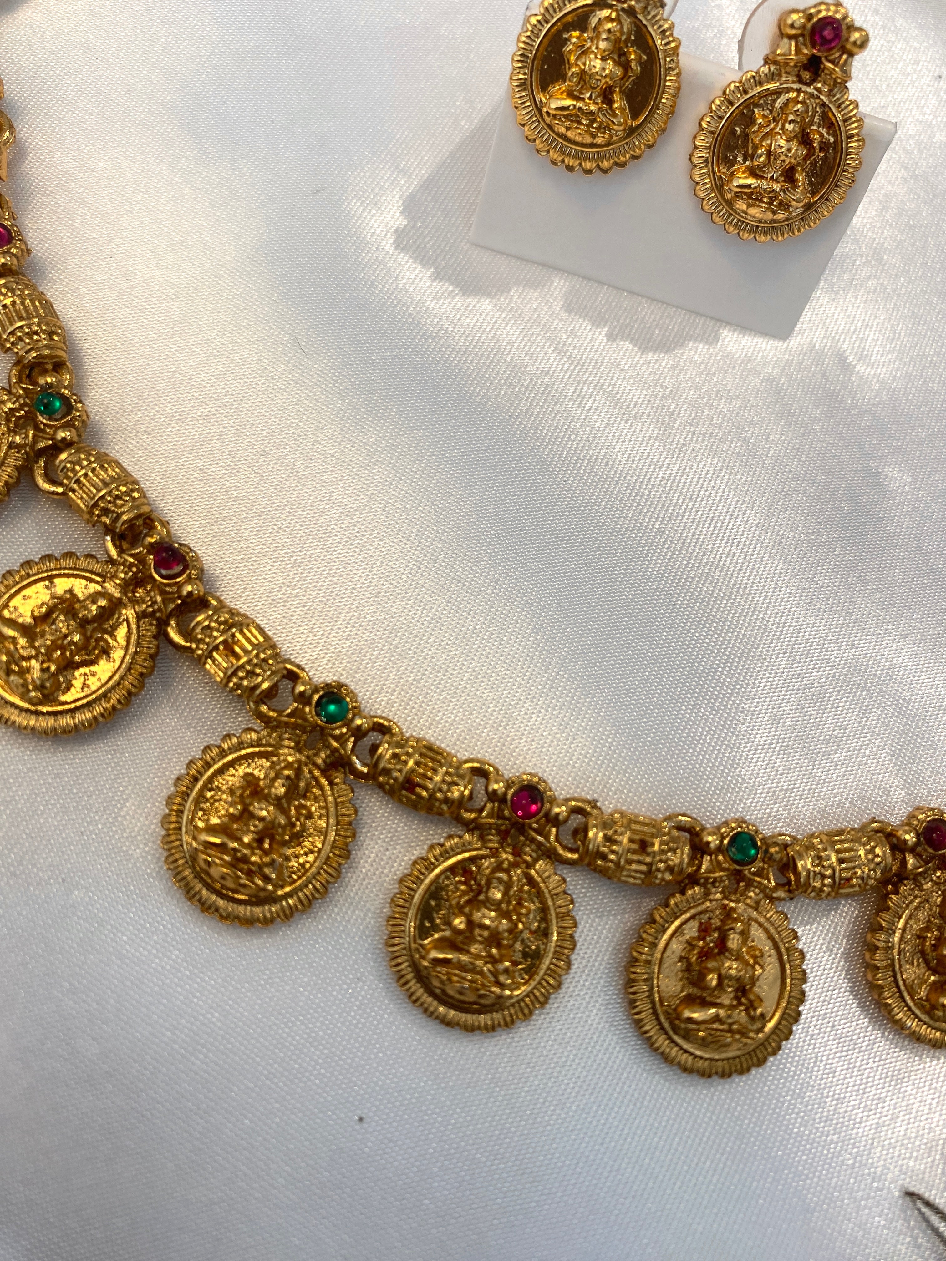 Temple Jewellery Necklace Set | Traditional South Indian Lakshmi Necklace