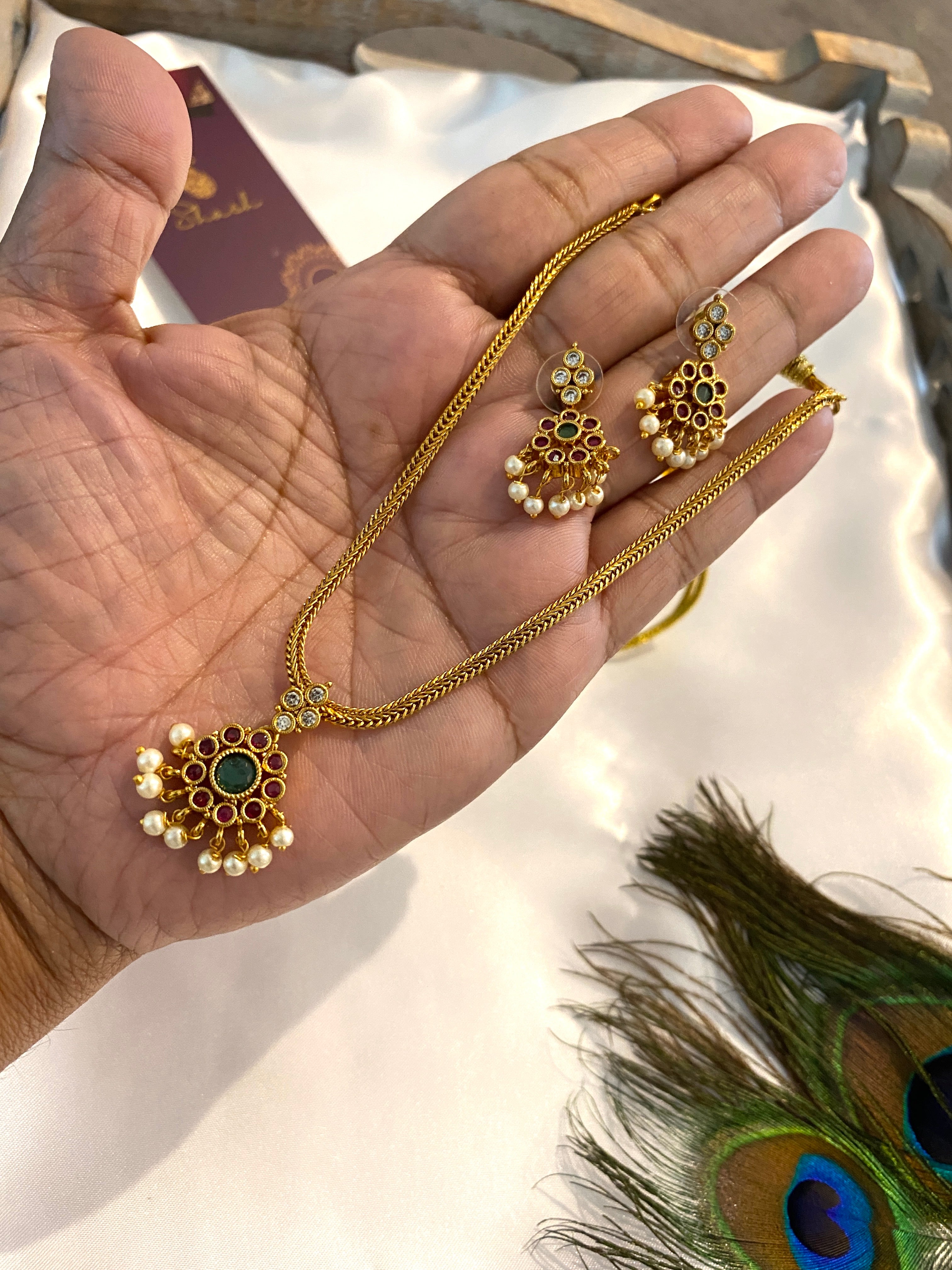 Traditional Wire Necklace Set with Matching Earrings