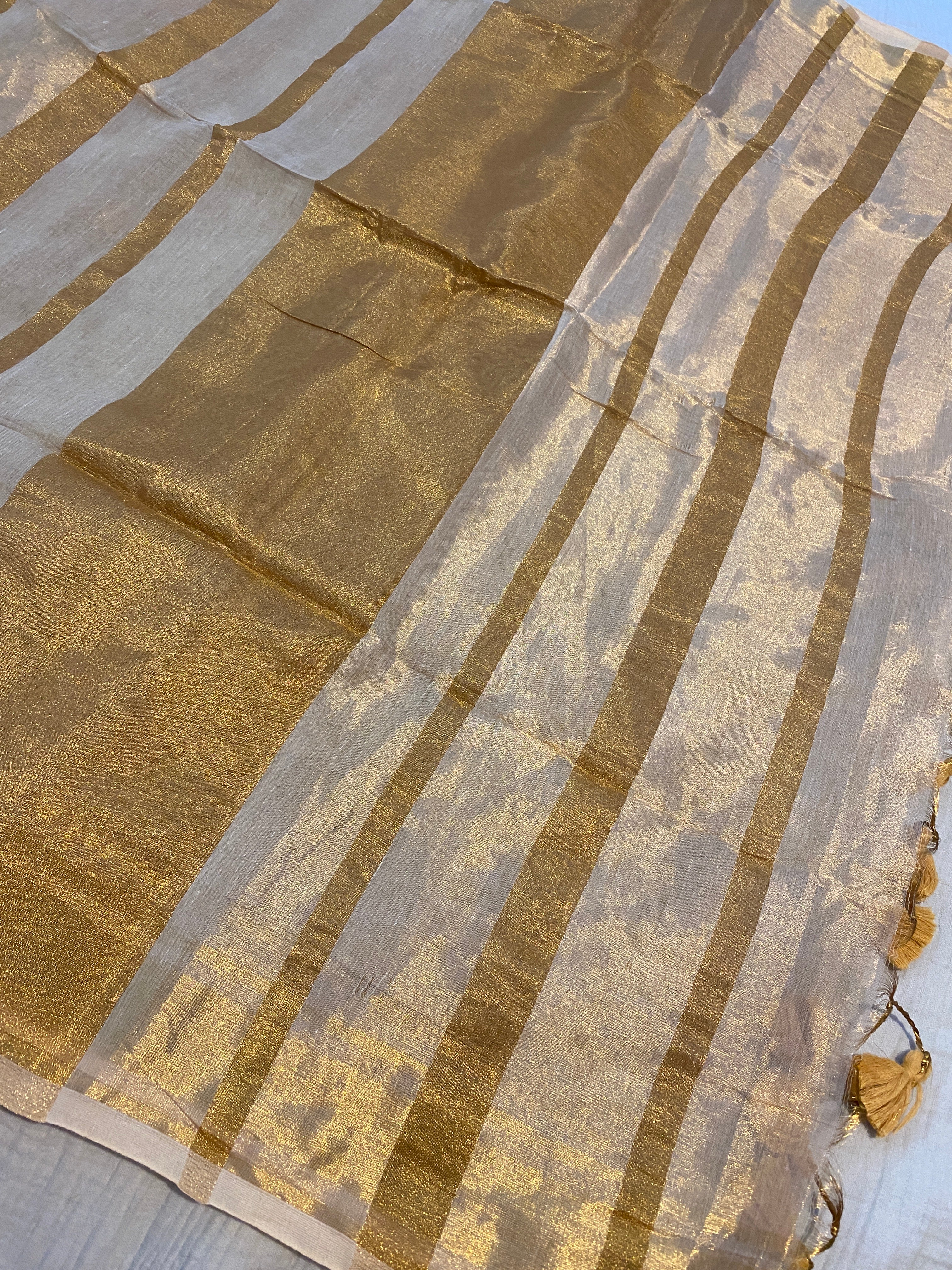 Gold Khadi Tissue Saree | Kerala Onam Saree | Plain Gold Tissue Saree