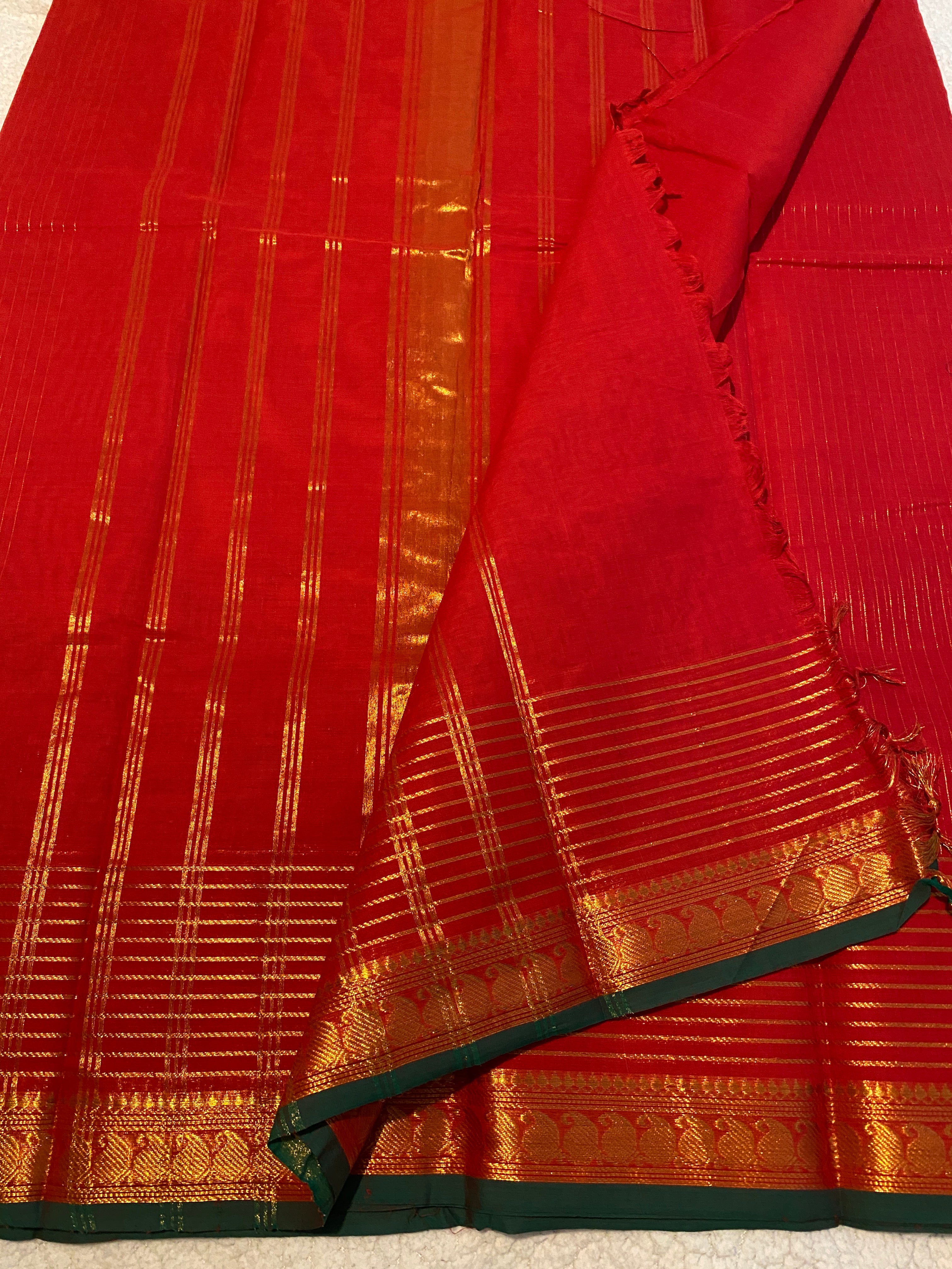 Chilli Red Vaira Oosi Kanchi Cotton Saree | Small Contrast Border