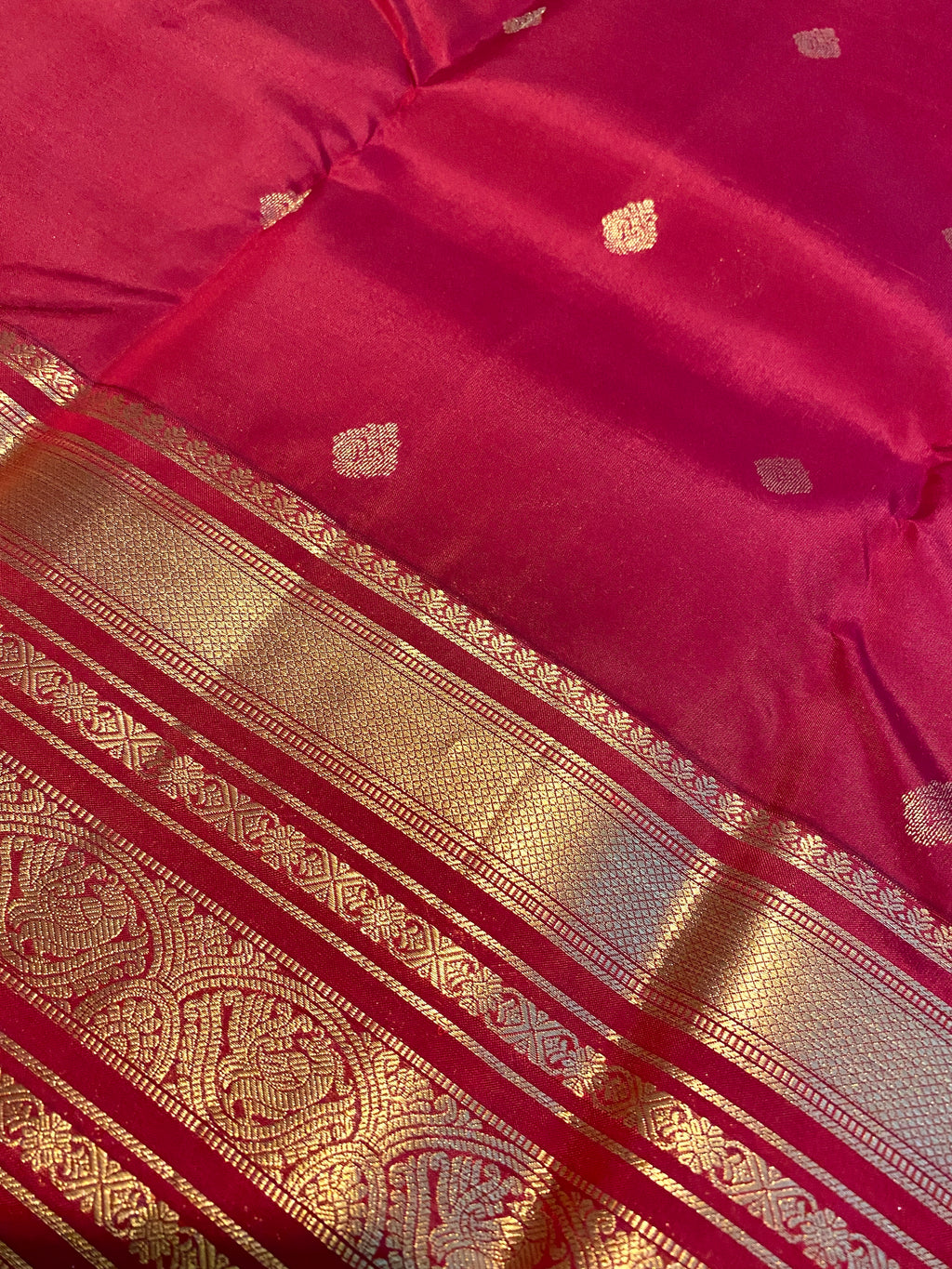 Pure Kanchipuram Silk Saree – Deep Maroon with Gold Zari | Silkmark® Certified