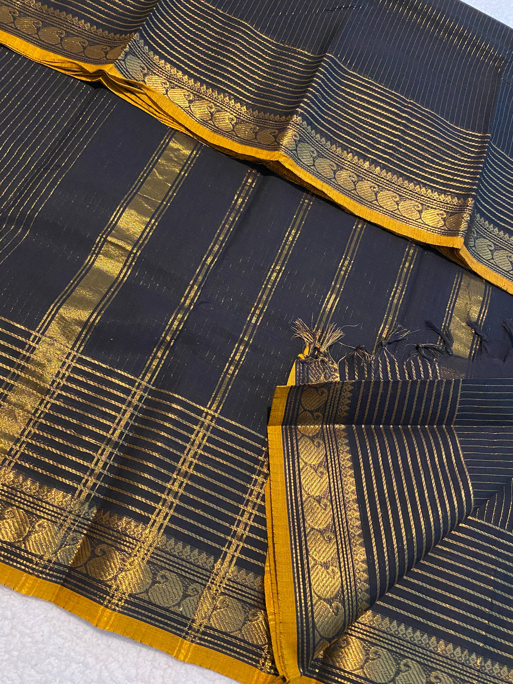 Black Vaira Oosi Kanchi Cotton Saree | Small Contrast Border