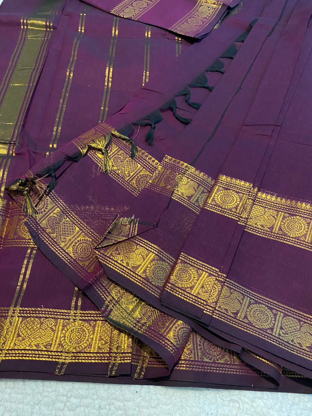 Deep Purple Pure Kanchi Cotton Saree with Traditional Gold Zari Border