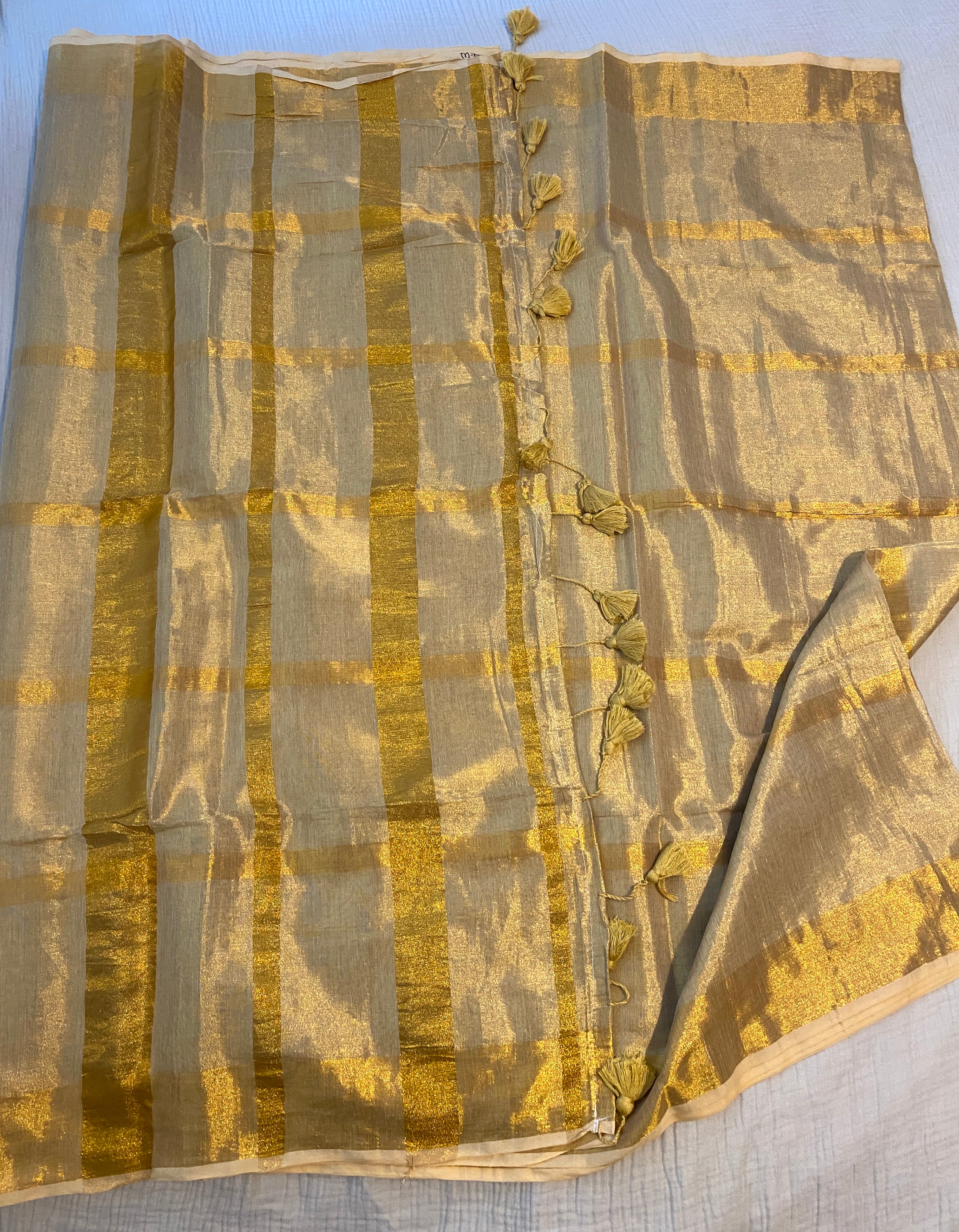 Kerala Onam Gold Khadi Tissue Saree with Running Blouse