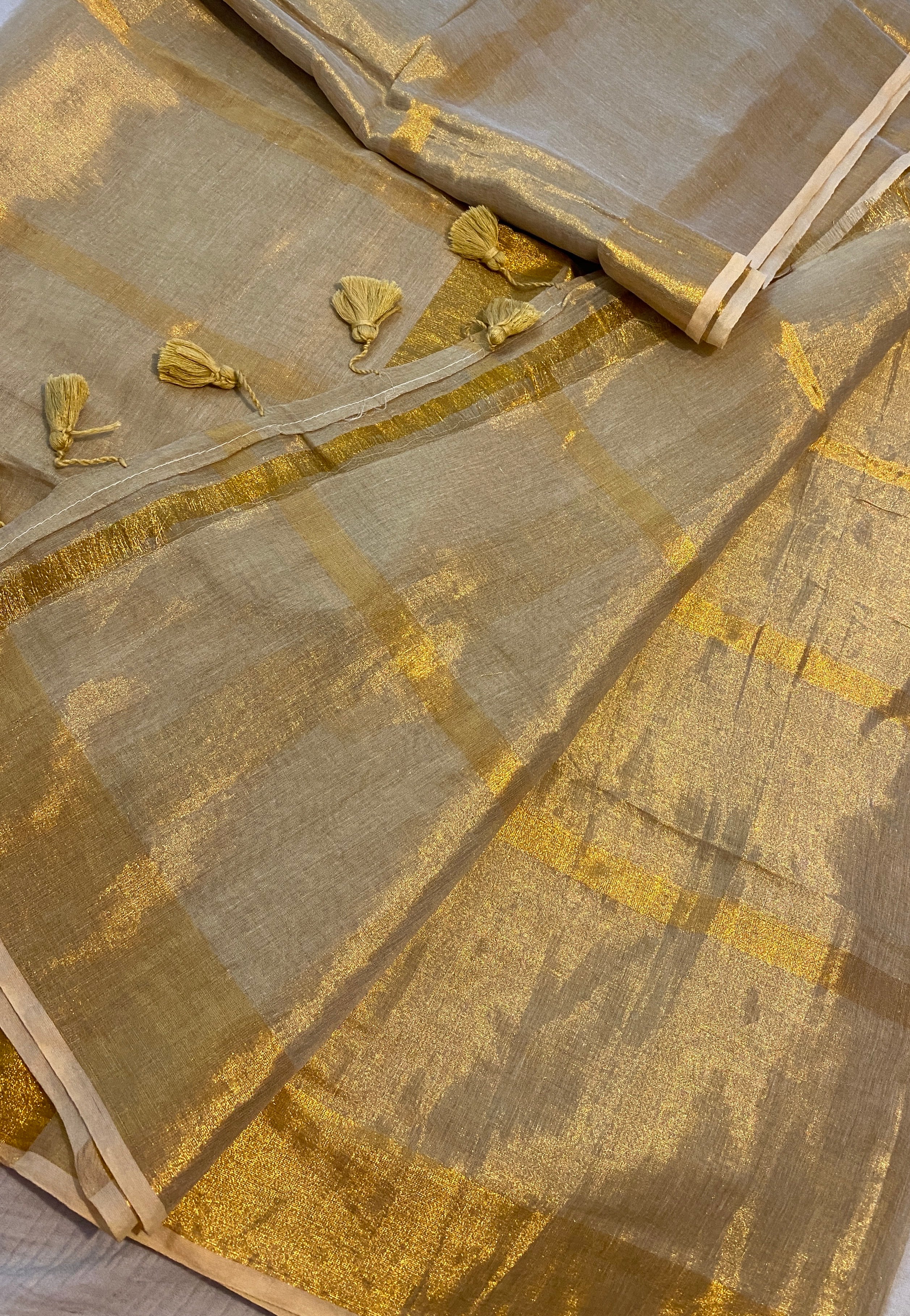Kerala Onam Gold Khadi Tissue Saree with Running Blouse