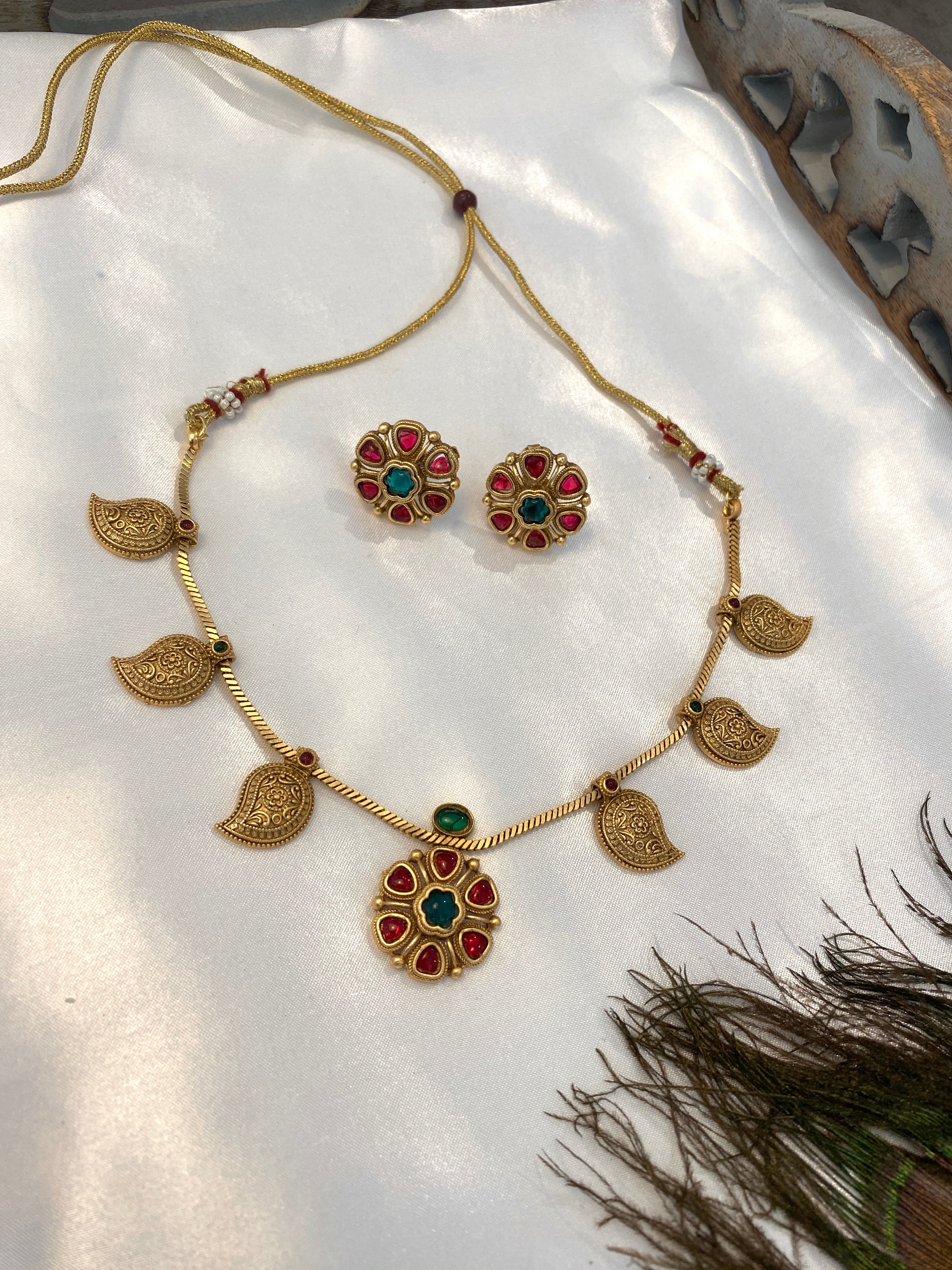 Antique Gold-Tone Ruby & Green Necklace Set