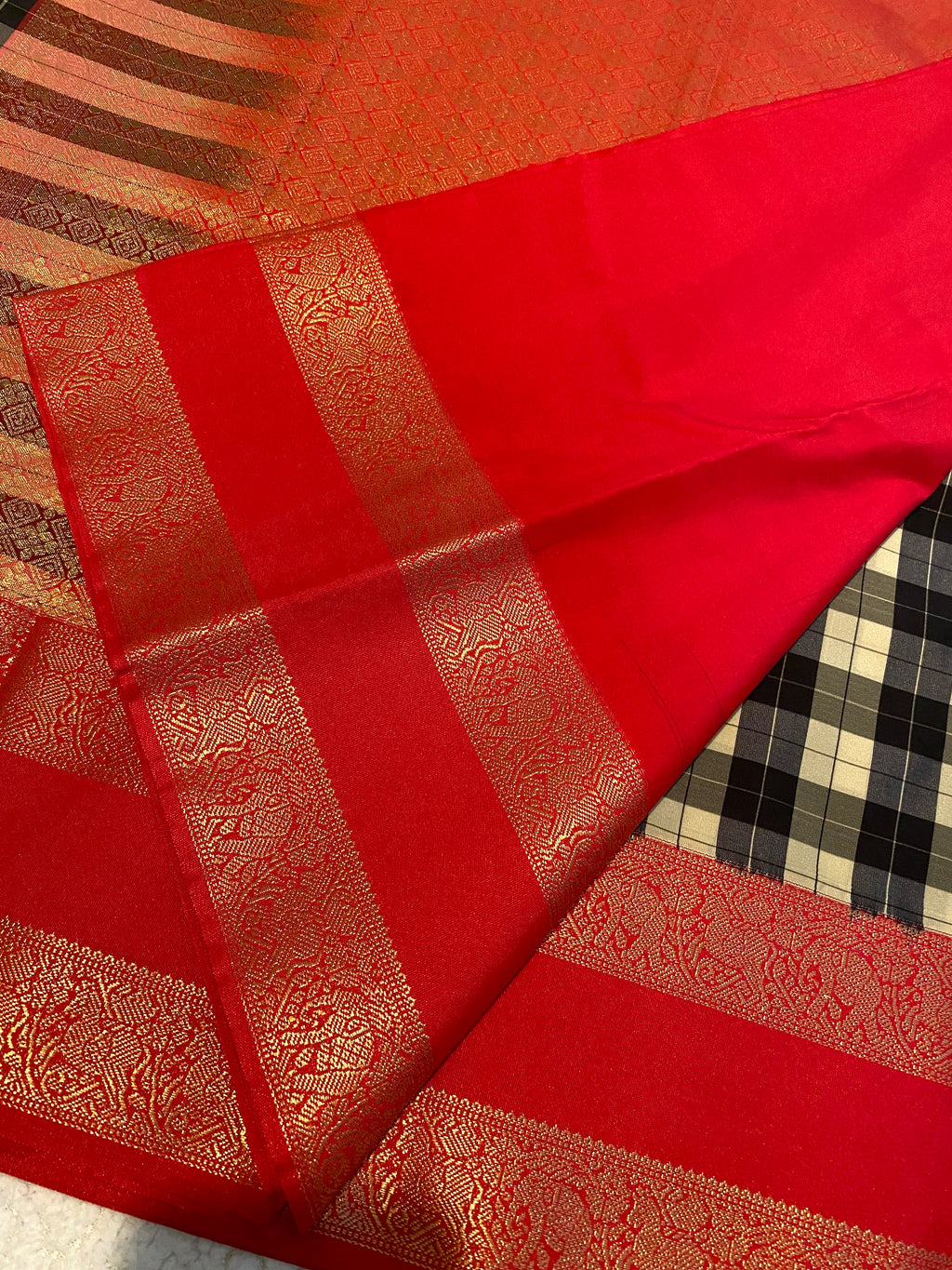 Semi-Kanchipuram Silk Saree with Checked Body, Rich Red Pallu & Gold Zari Border