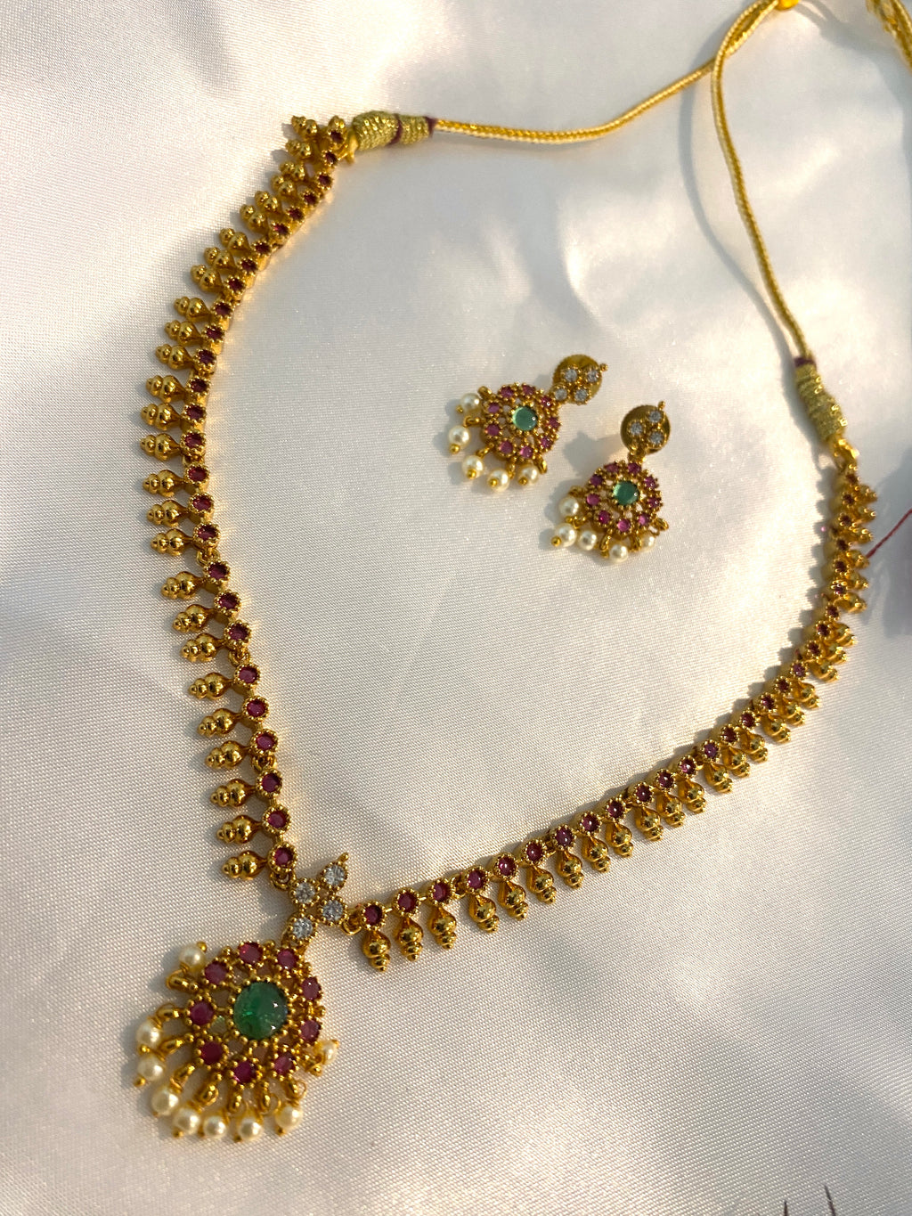 Kemp Style Multi-Color Stone Necklace Set | Pearl Drop Pendant