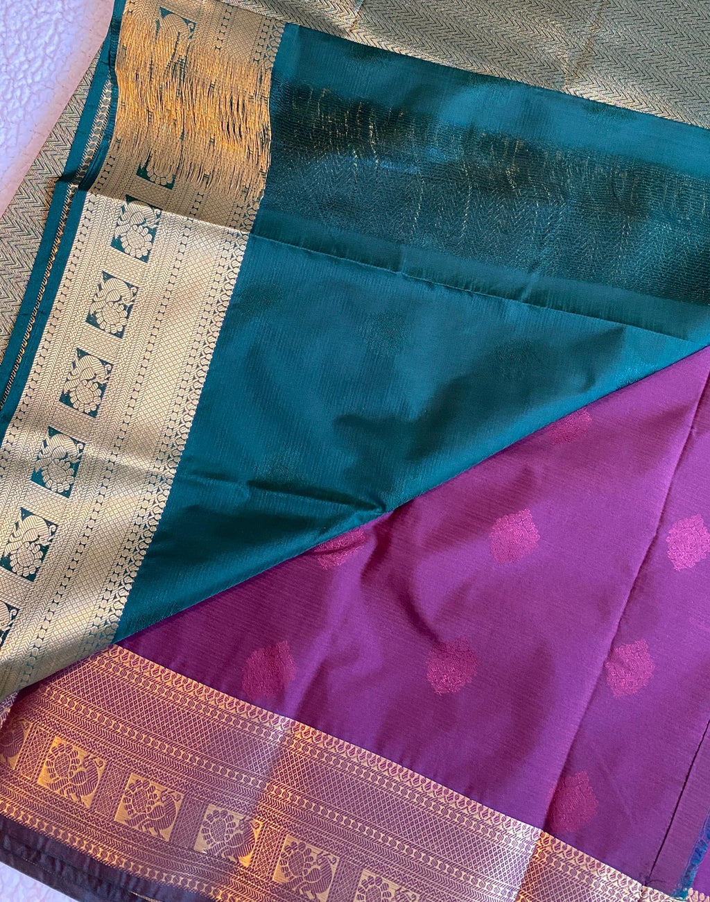 Elegant Wine Shade Semi-Kanchipuram Silk Saree with Bottle Green Pallu