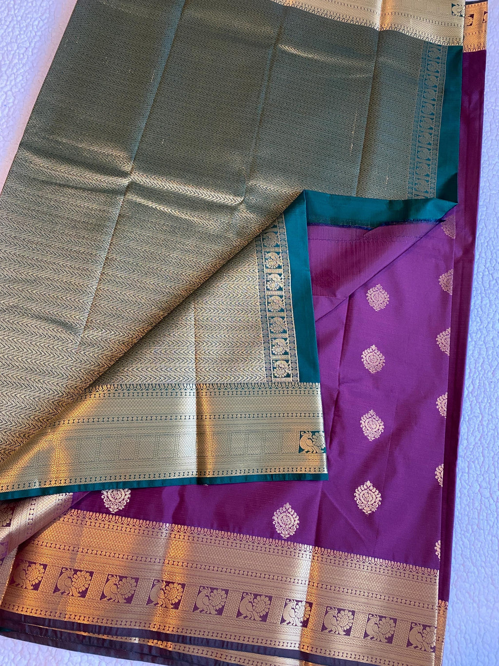 Elegant Wine Shade Semi-Kanchipuram Silk Saree with Bottle Green Pallu