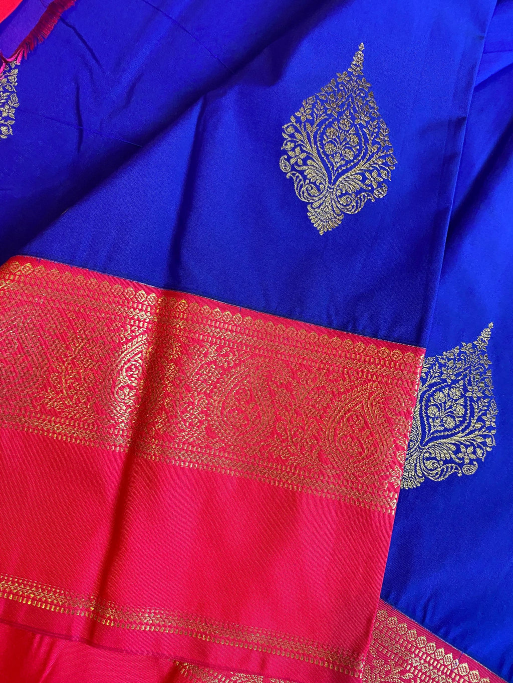 Premium Blue Semi-Kanchipuram Silk Saree with Pinkish Red Pallu