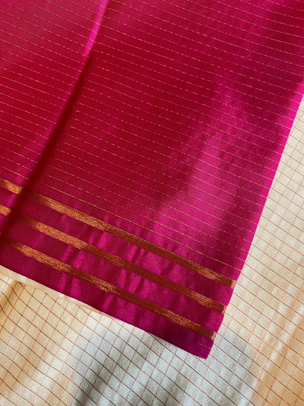 Off-White Semi Kanchipuram Saree with Vibrant Pink Pallu