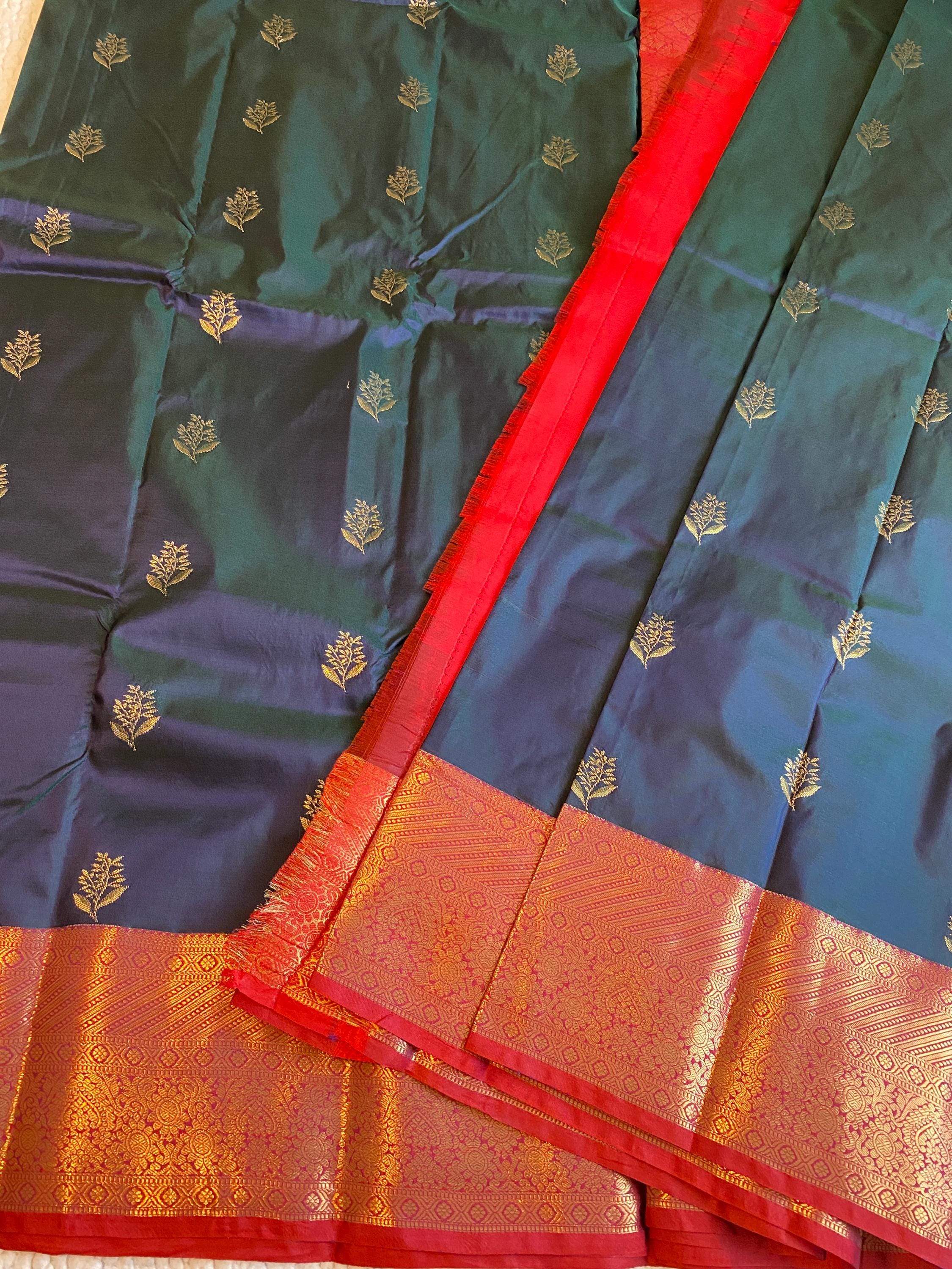 Premium Semi Kanchipuram Silk Saree | Dual Tone Peacock Green & blue Saree