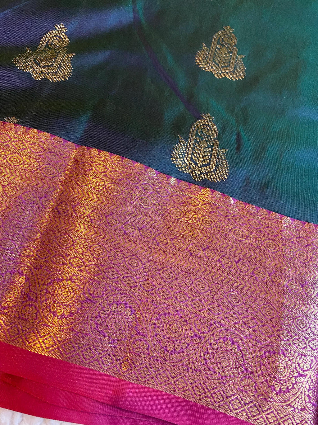 Premium Semi Kanchipuram Silk Saree | Dual Tone Peacock Green & blue Saree