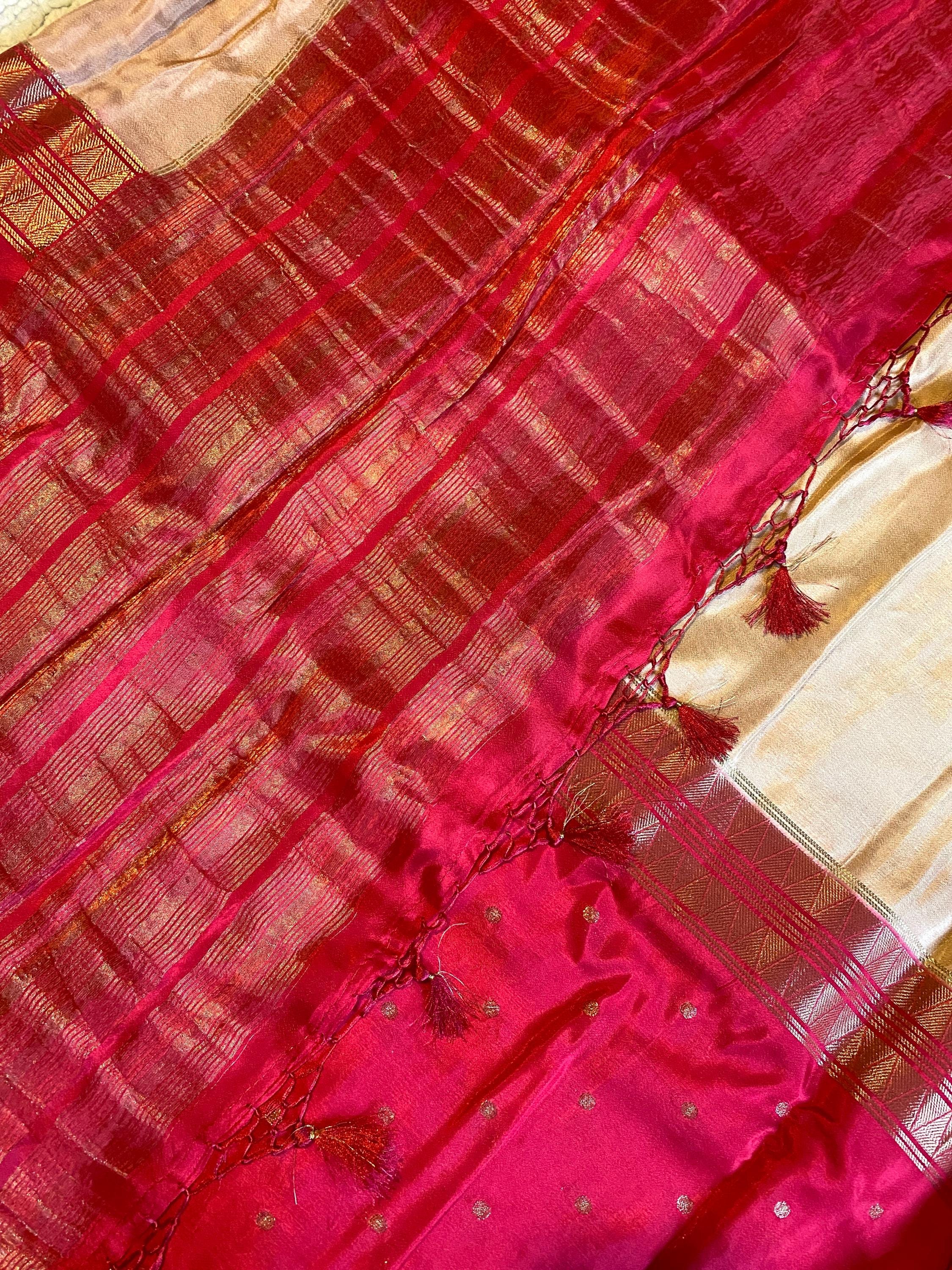 Elegant Chiffon Saree Featuring Magenta and Golden Beige