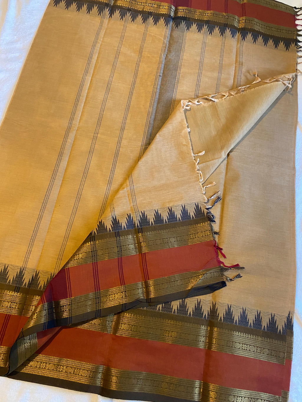Pure Kanchi Cotton Saree – Cream Shade with Signature Kanchi Borders