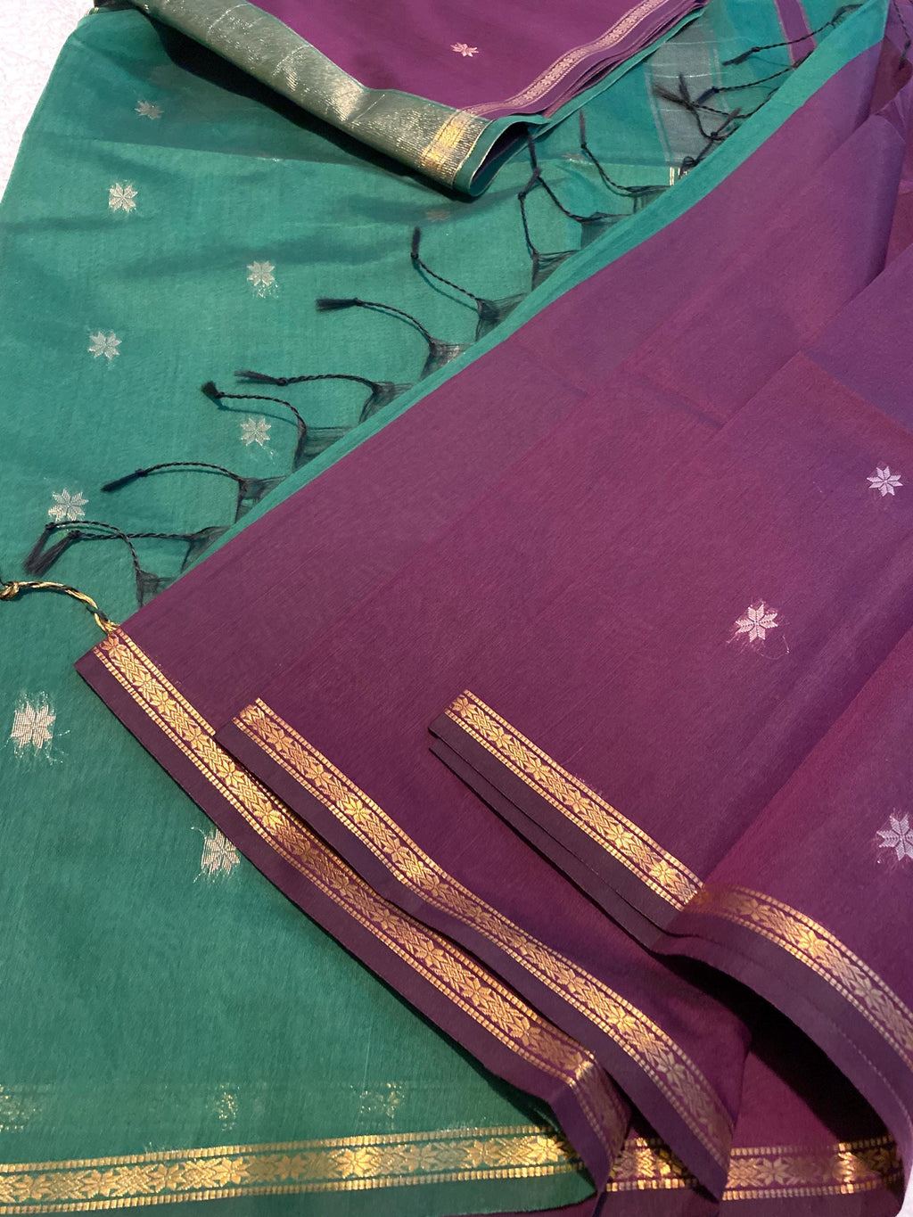 Maheshwari Cotton Silk Saree – Deep Purple with Green Pallu & Blouse