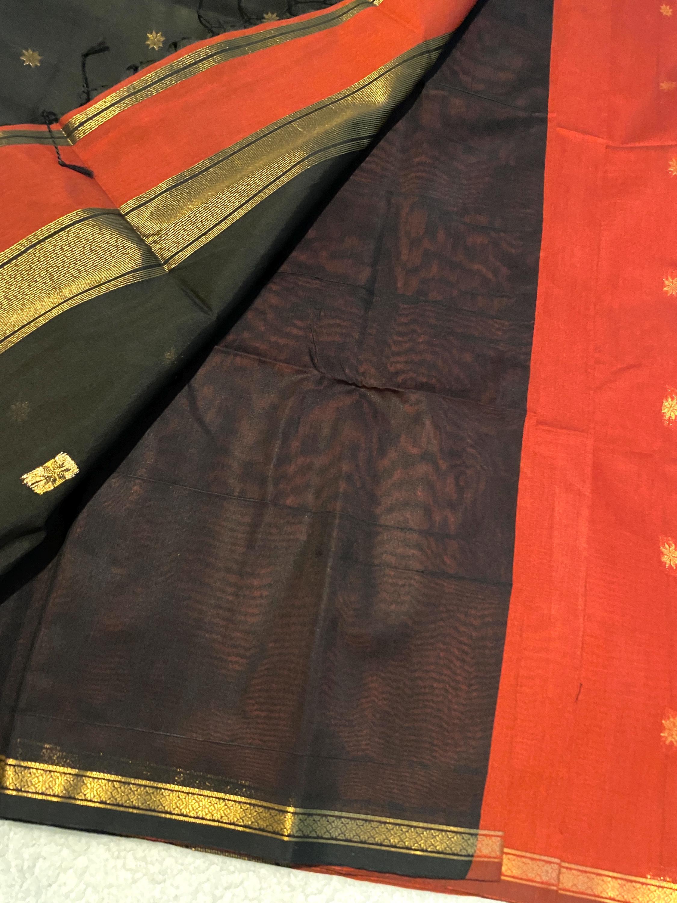 Maheshwari Cotton Silk Saree – Deep Maroon with Black Pallu & Blouse
