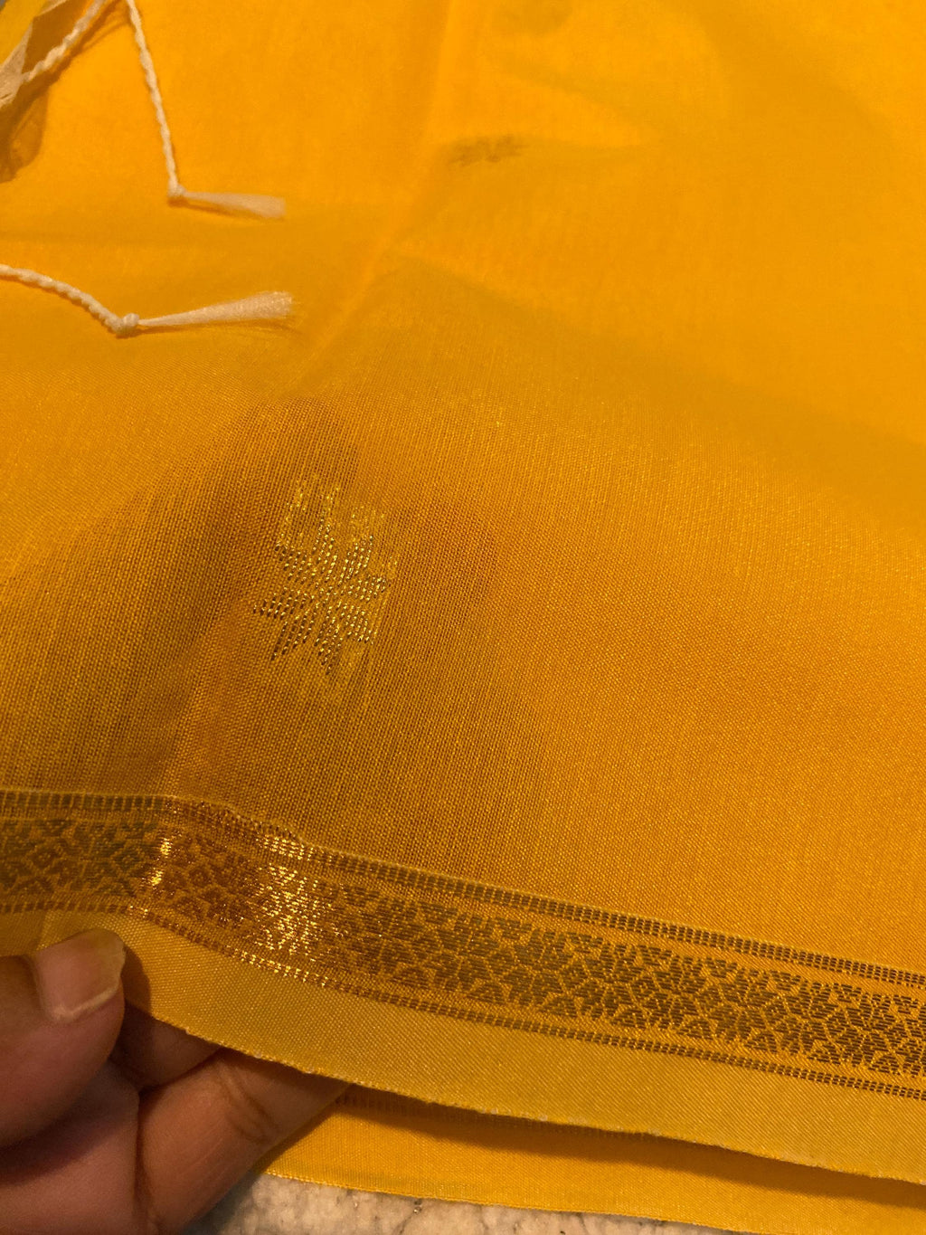 Maheshwari Cotton Silk Saree – Bright Yellow with Sky Blue Pallu & Blouse