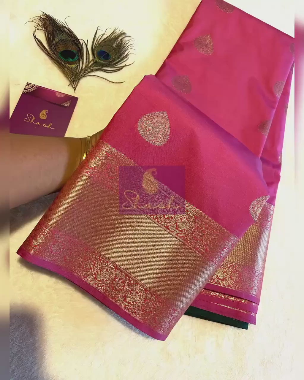 Elegant Semi-Kanchipuram Silk Saree – Soft Pink with Bottle Green Pallu & Border
