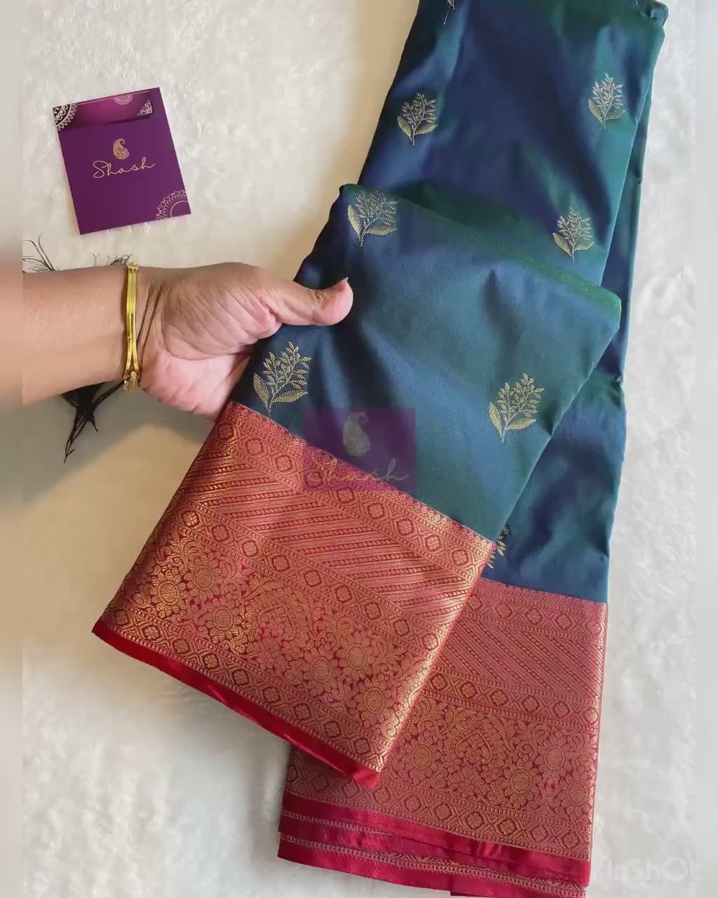 Premium Semi Kanchipuram Silk Saree | Dual Tone Peacock Green & blue Saree