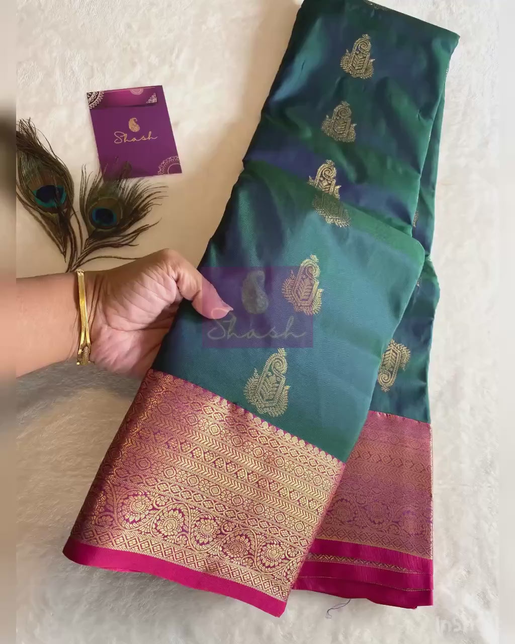 Premium Semi Kanchipuram Silk Saree | Dual Tone Peacock Green & blue Saree